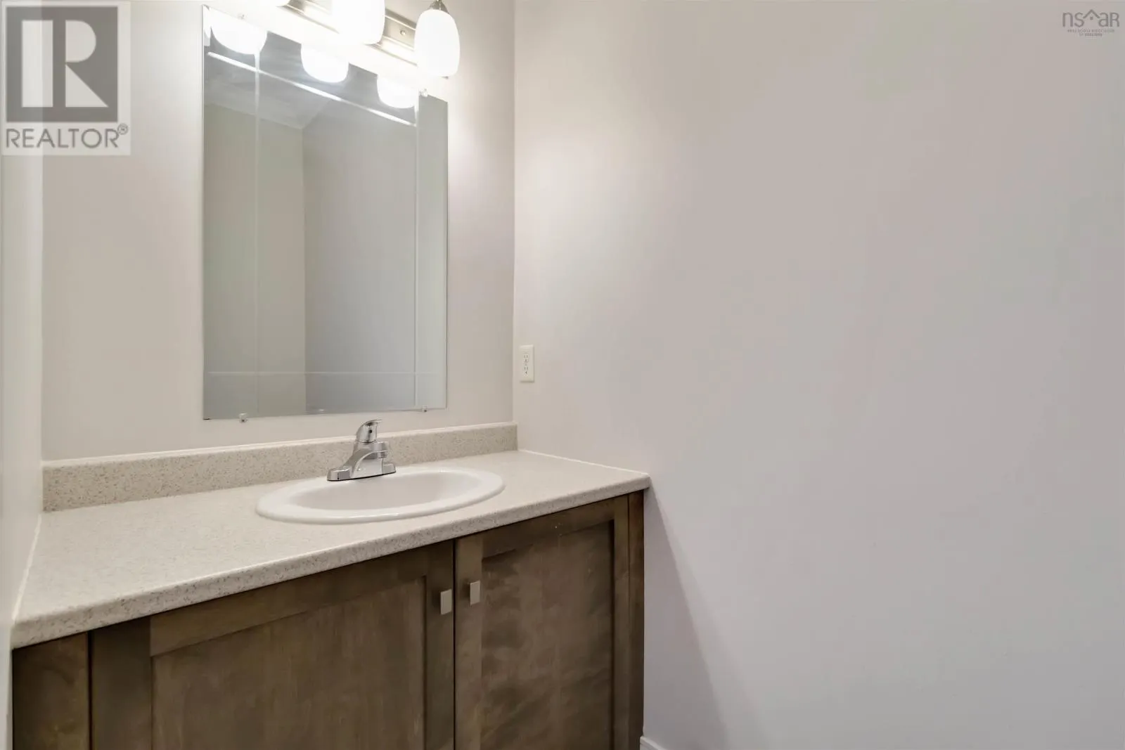 98 Larkview Terrace