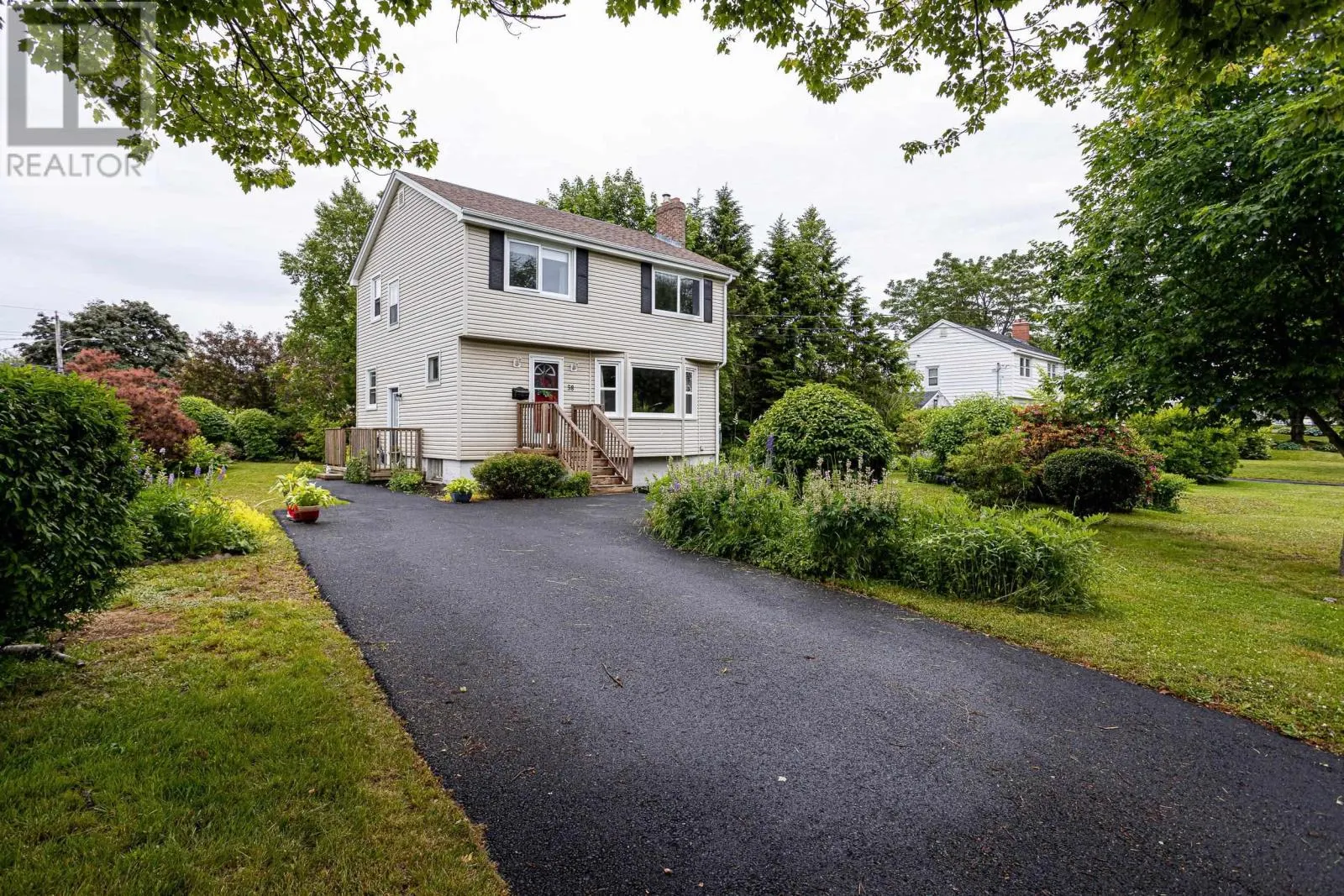 38 Lawson Avenue