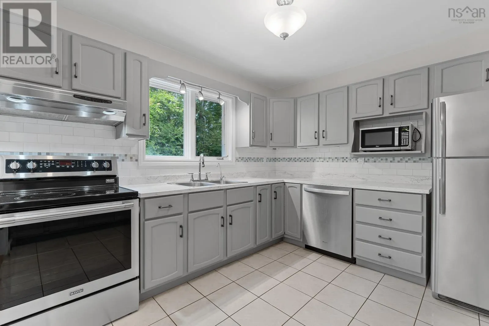239 Howe Avenue