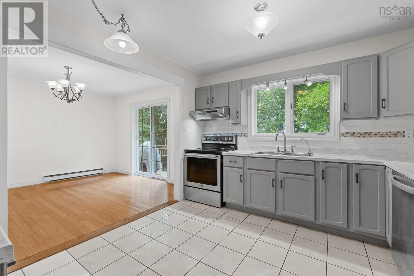 239 Howe Avenue