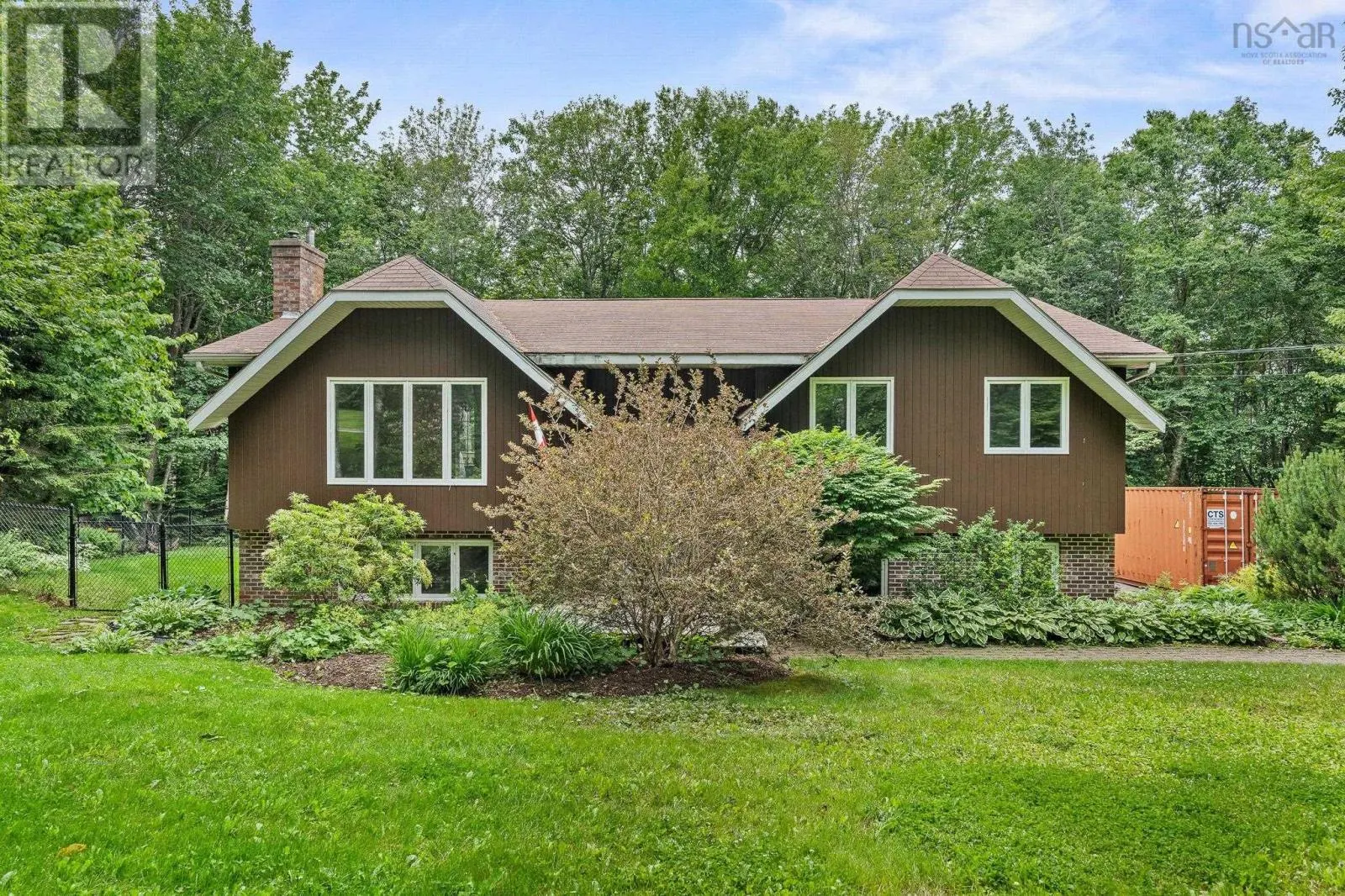 239 Howe Avenue