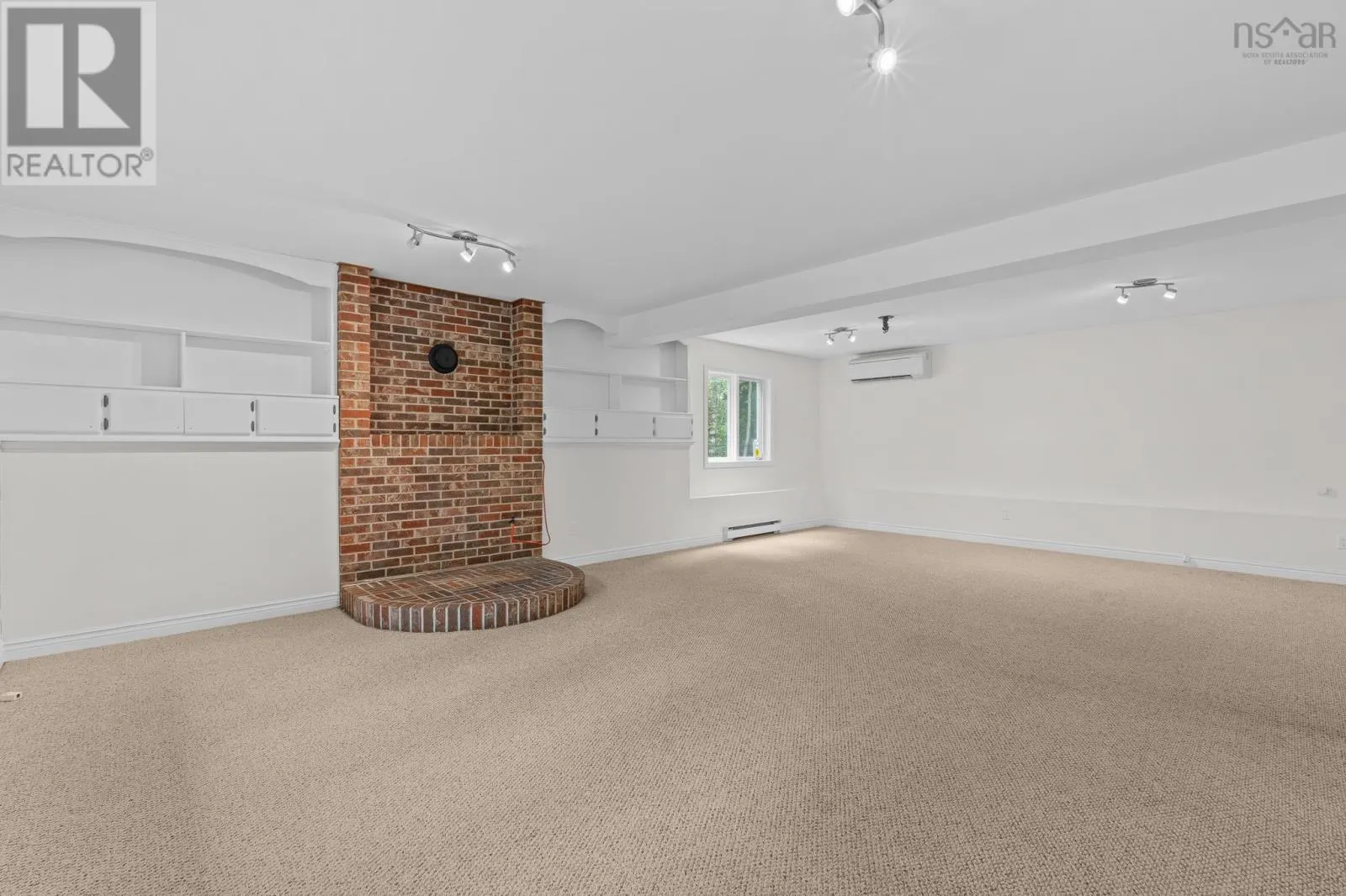 239 Howe Avenue