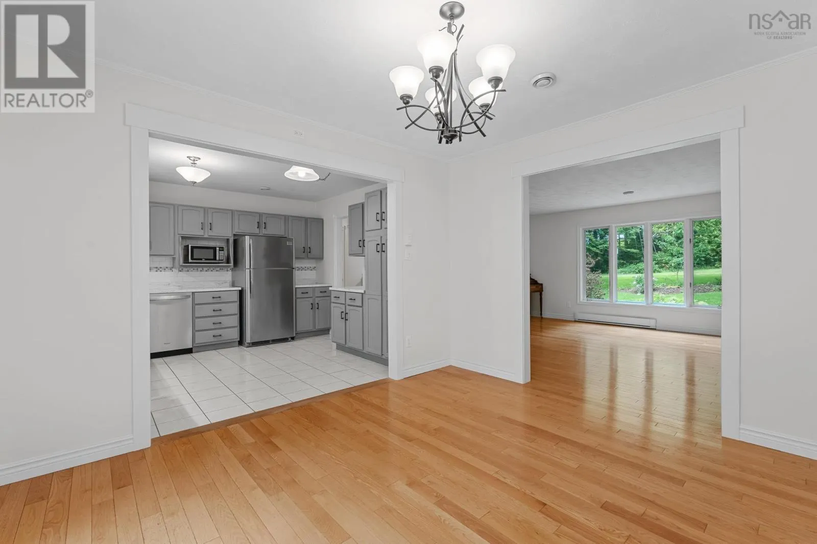 239 Howe Avenue