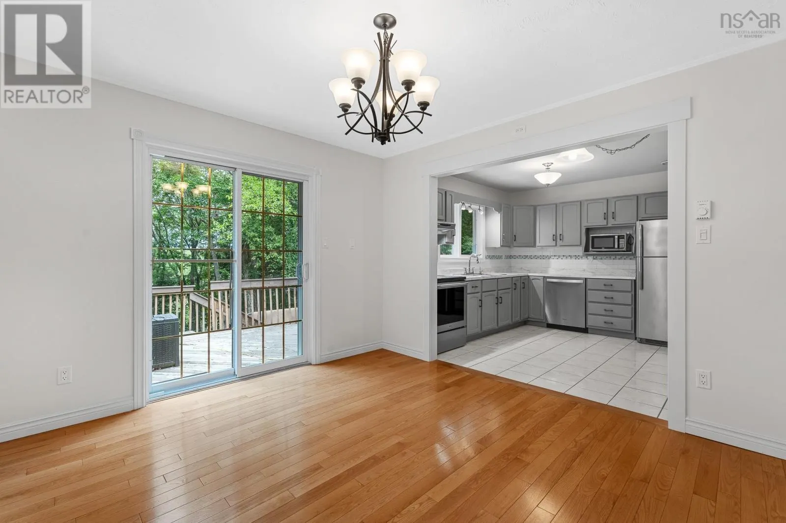 239 Howe Avenue