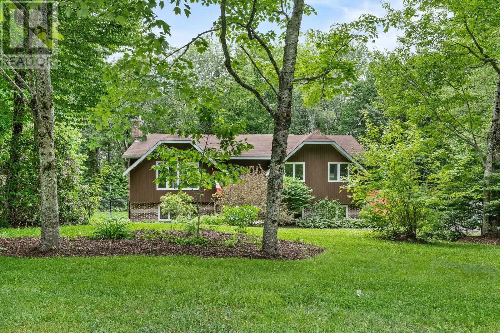 239 Howe Avenue