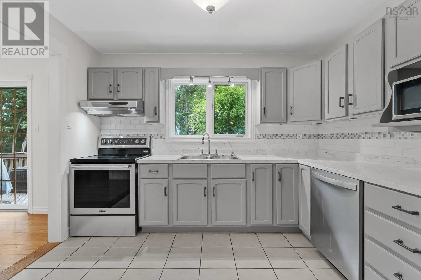 239 Howe Avenue