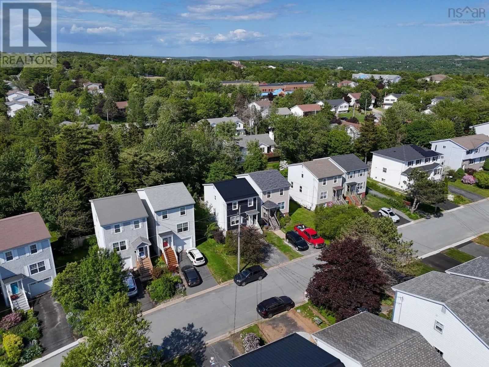 104 Roy Crescent