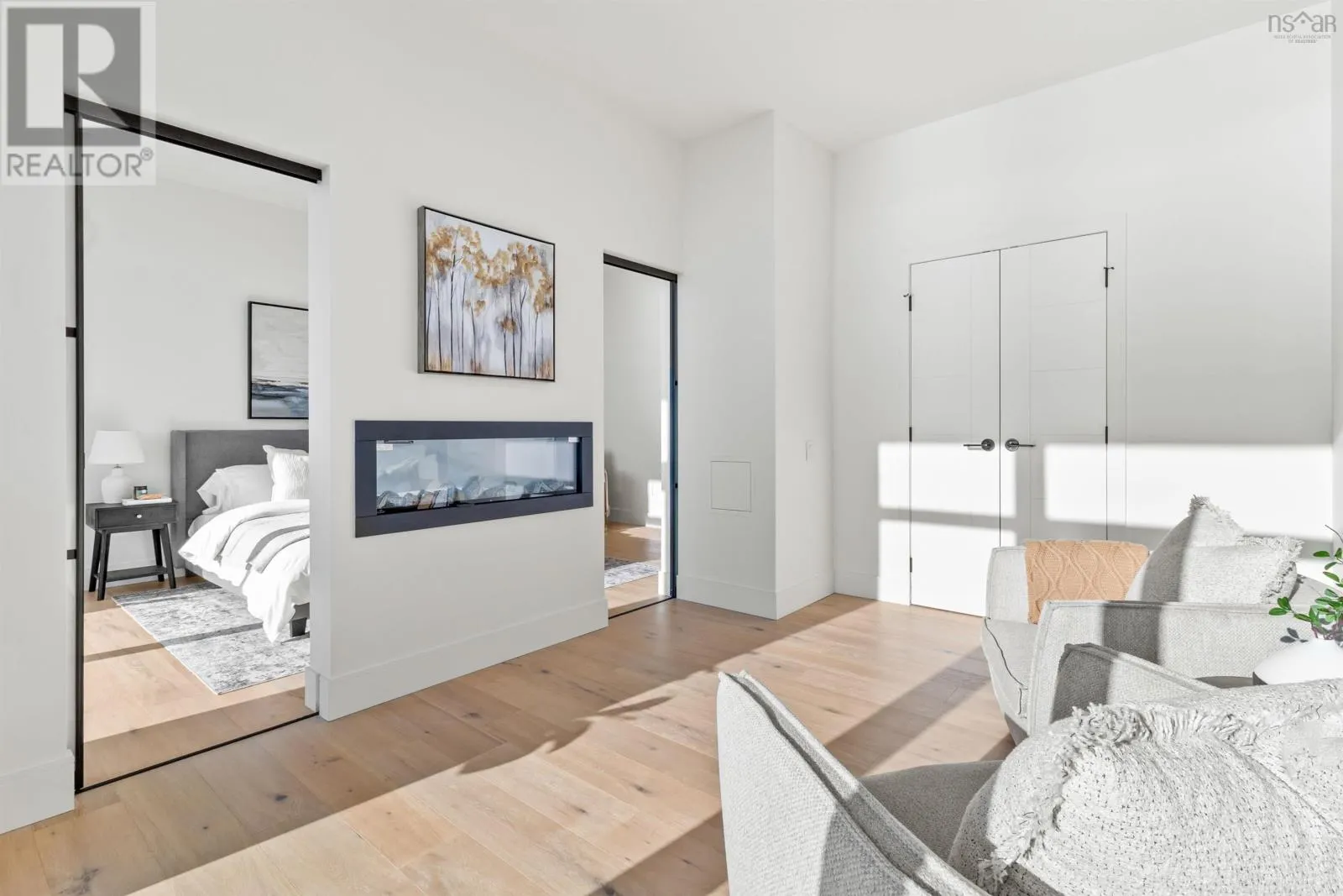 2302 1650 Granville Street