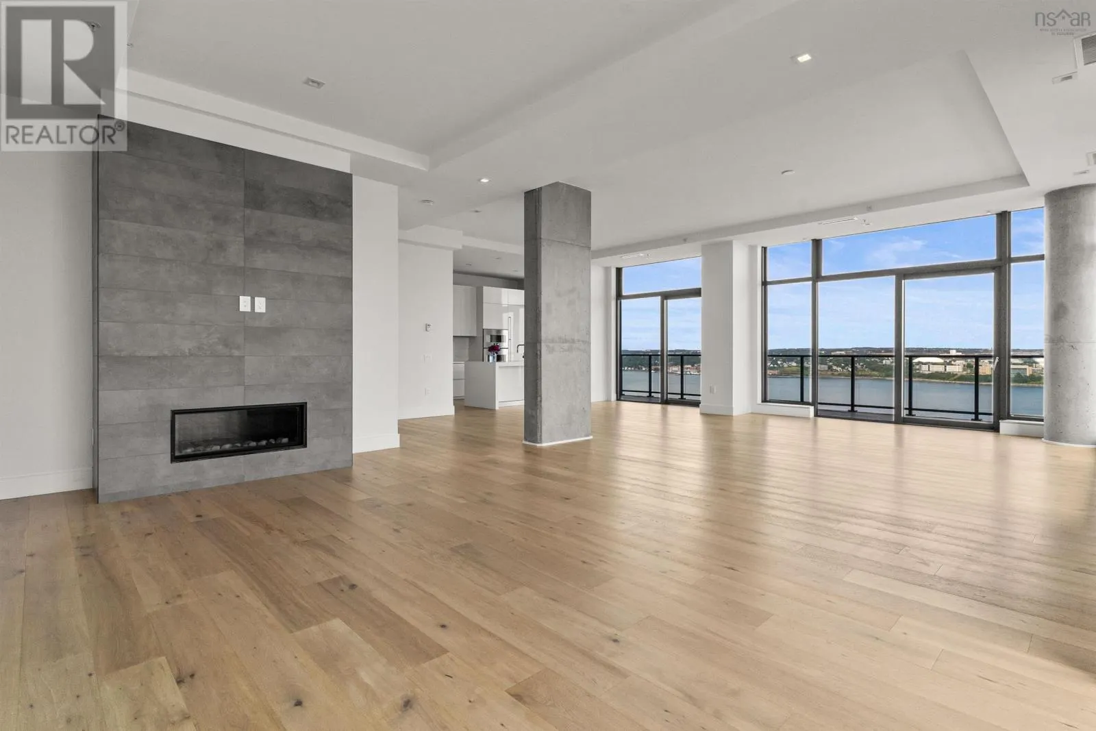 2303 1650 Granville Street