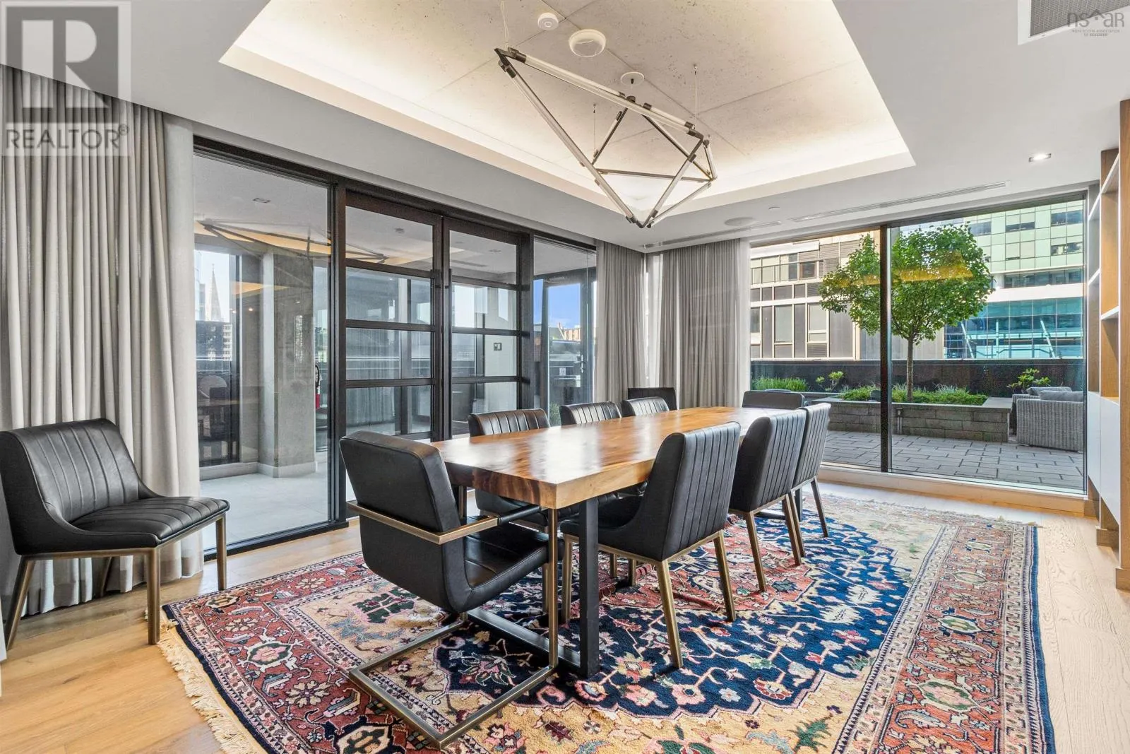 2303 1650 Granville Street