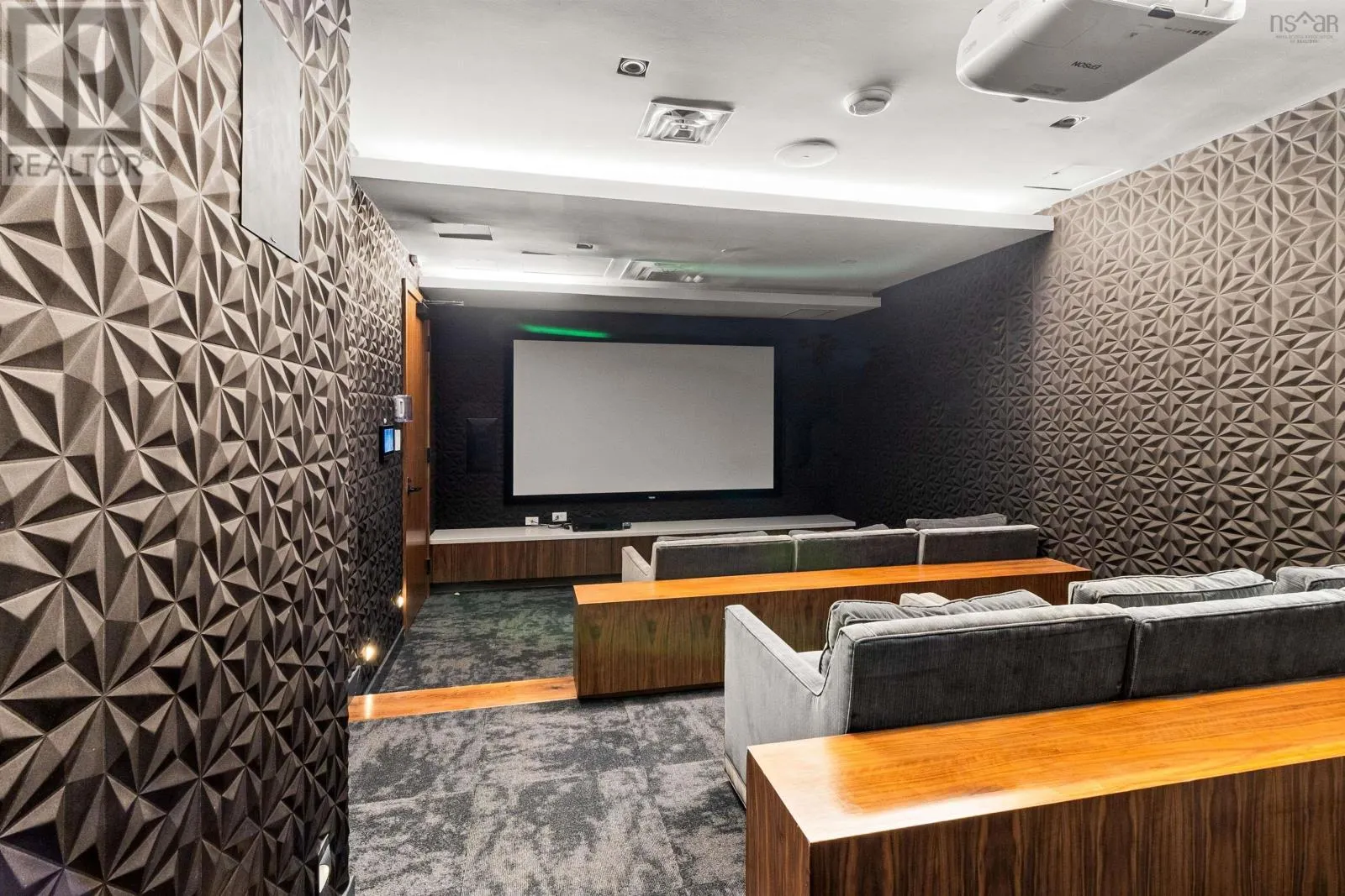 2303 1650 Granville Street