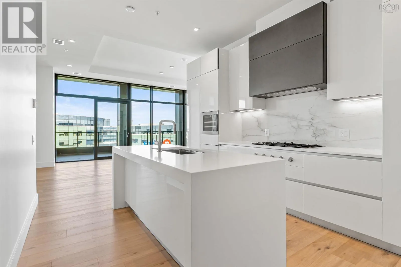 2301 1650 Granville Street