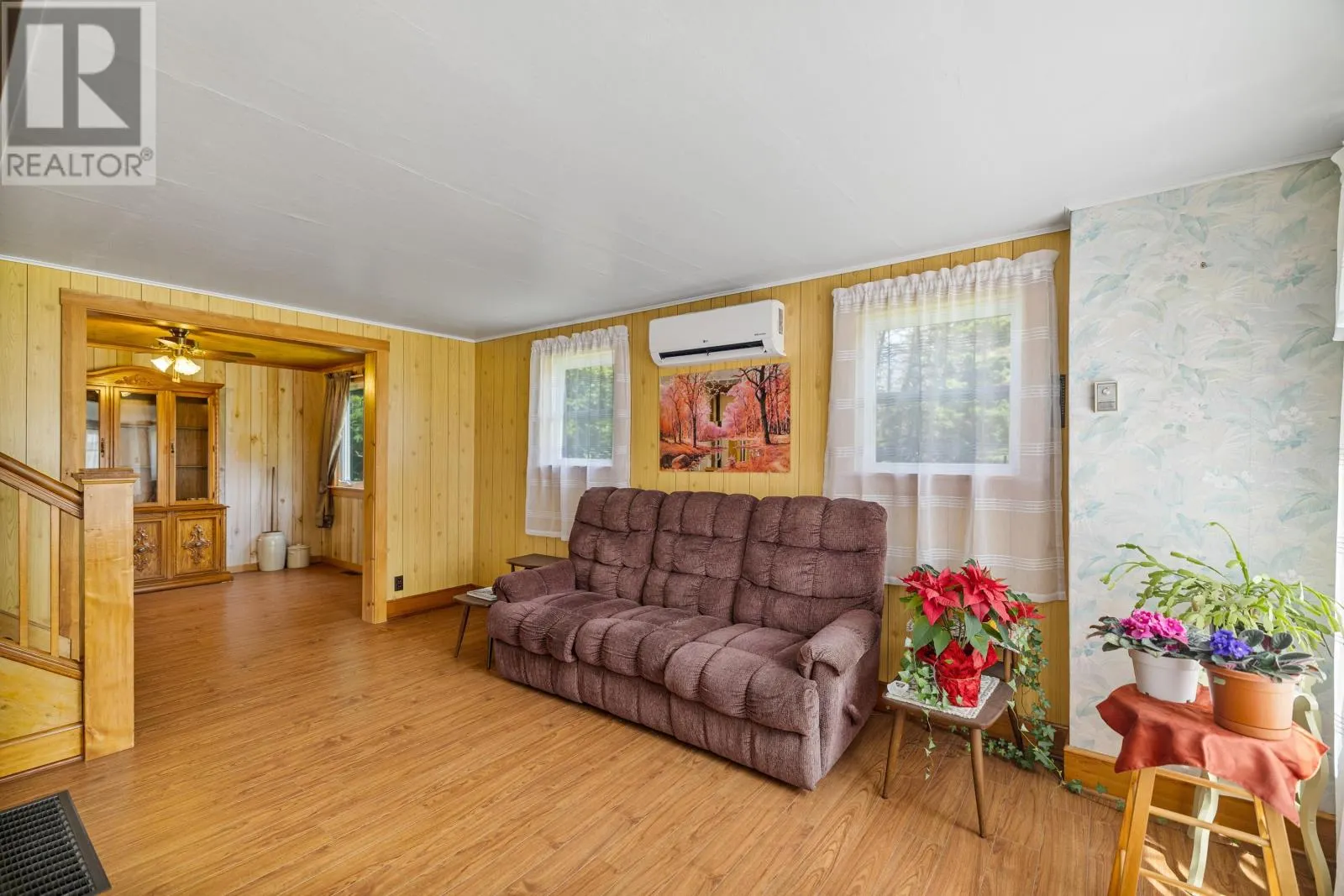 2464 Peters Road|Rte 324