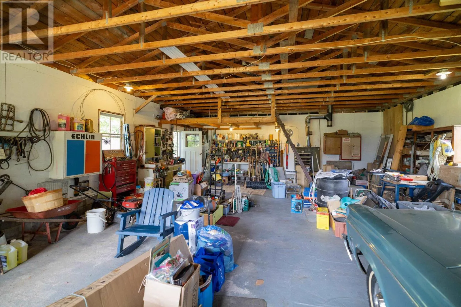 2464 Peters Road|Rte 324