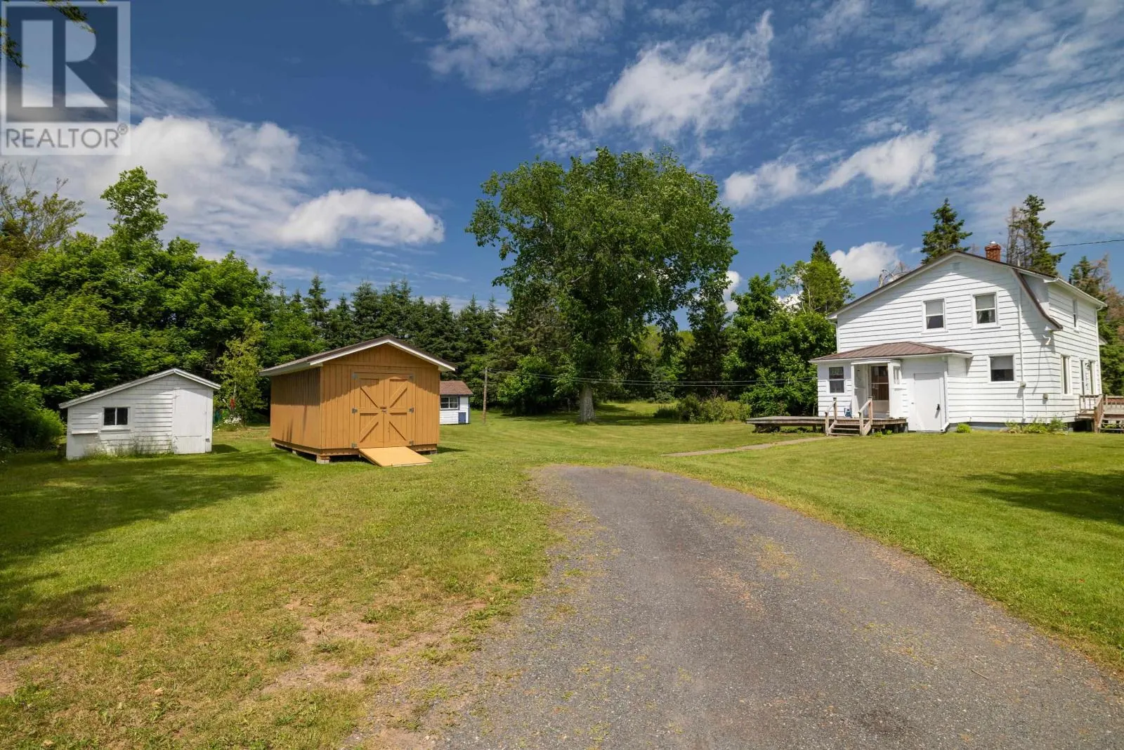 2464 Peters Road|Rte 324