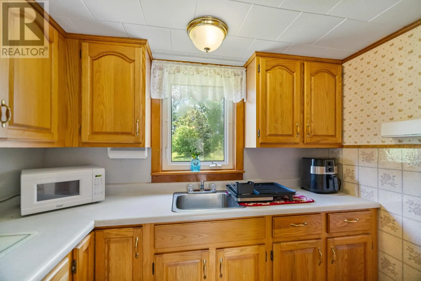 2464 Peters Road|Rte 324