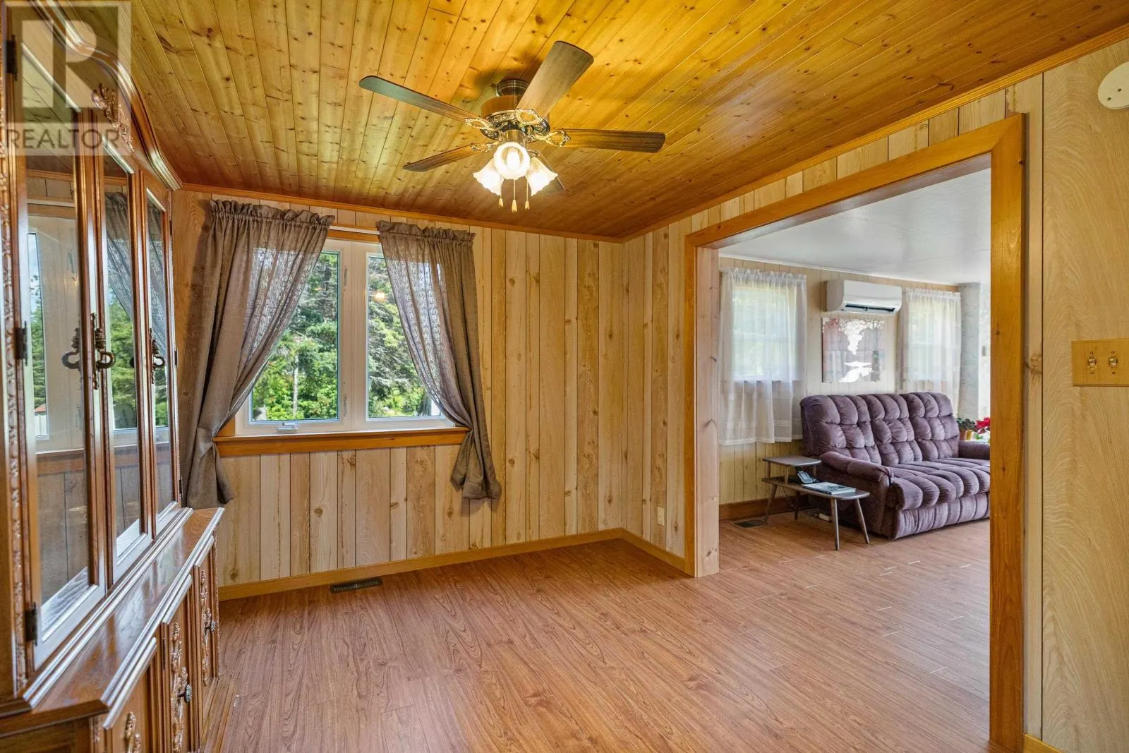 2464 Peters Road|Rte 324