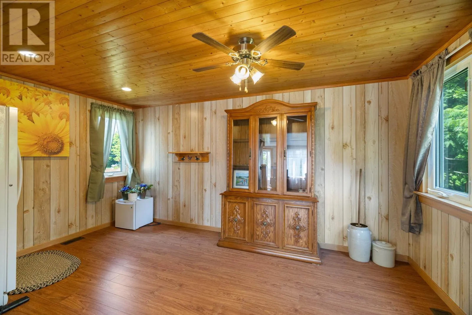 2464 Peters Road|Rte 324