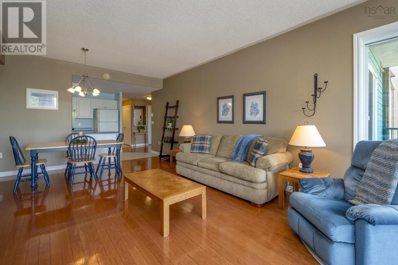 201 114 Regency Park Drive