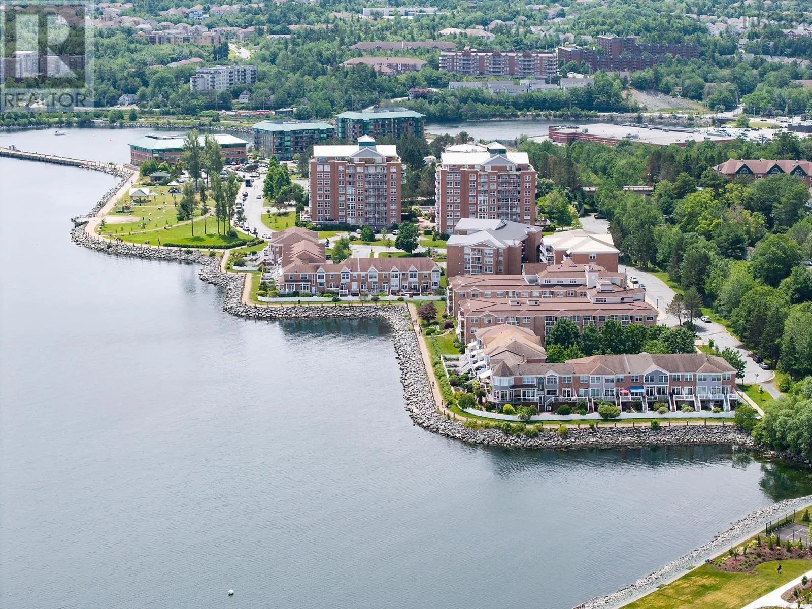 4 Arthur Lismer Court