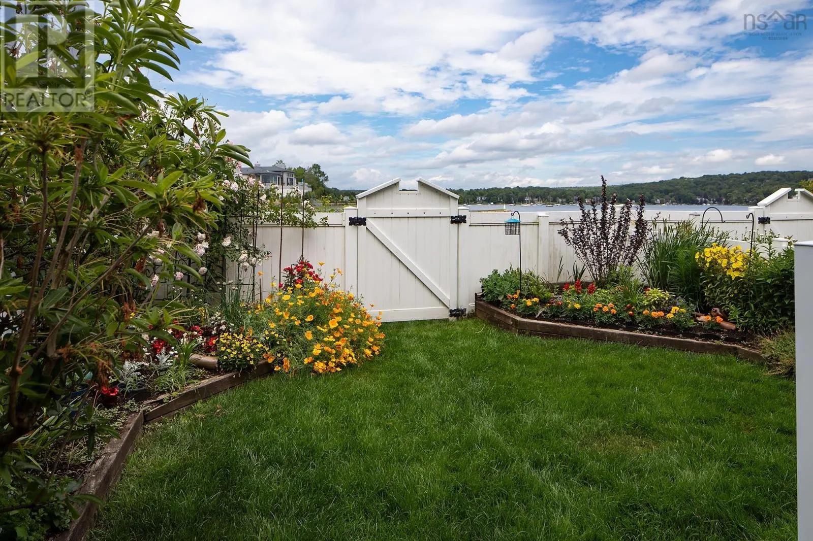 4 Arthur Lismer Court