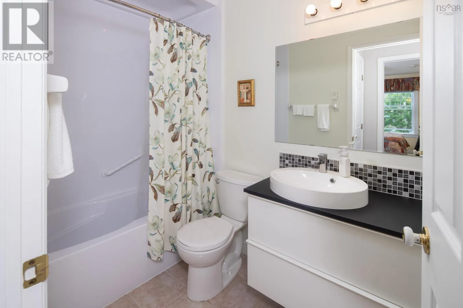 4 Arthur Lismer Court