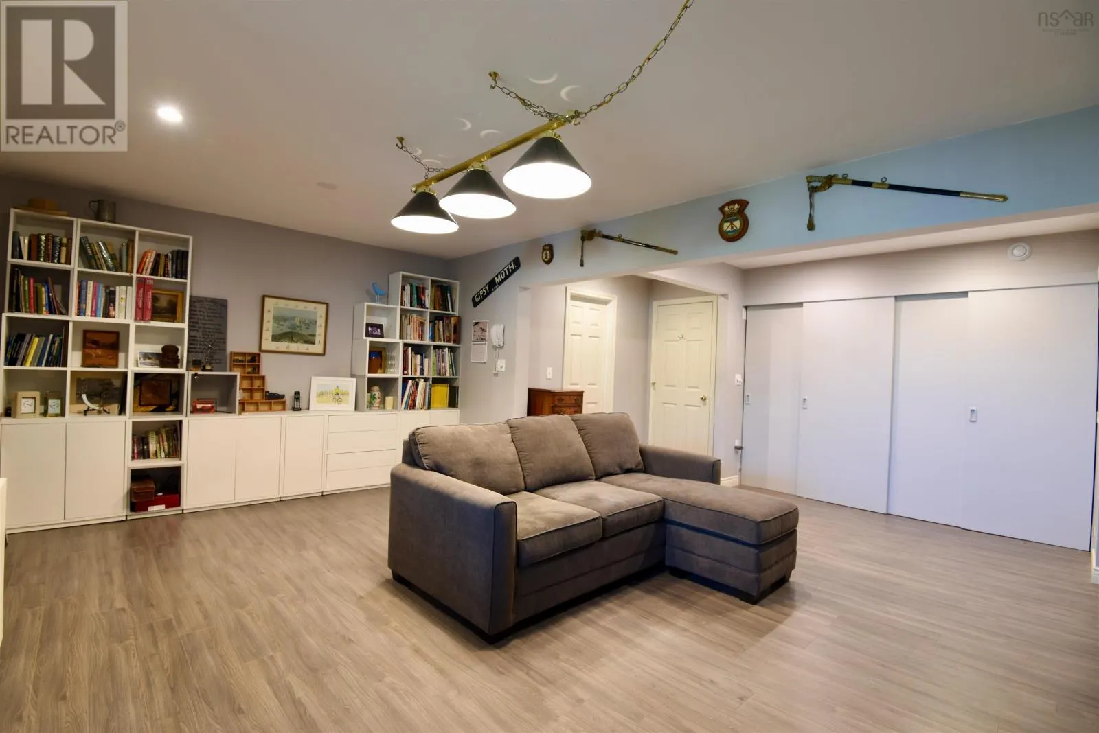 4 Arthur Lismer Court