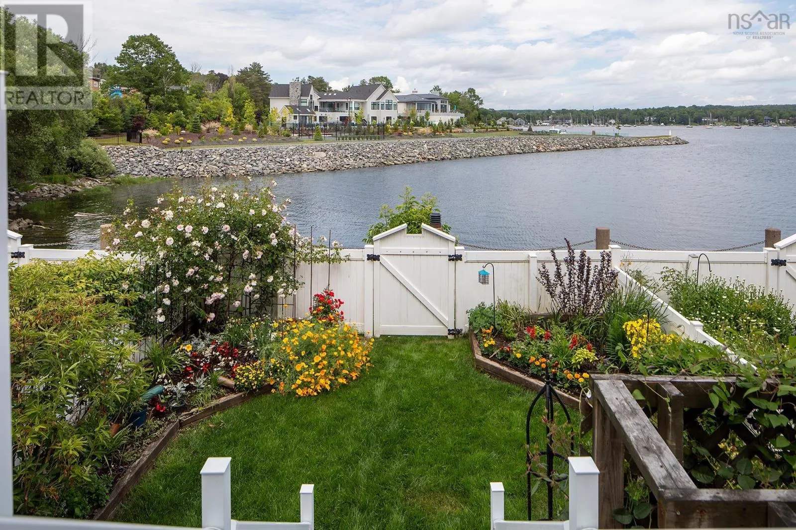 4 Arthur Lismer Court