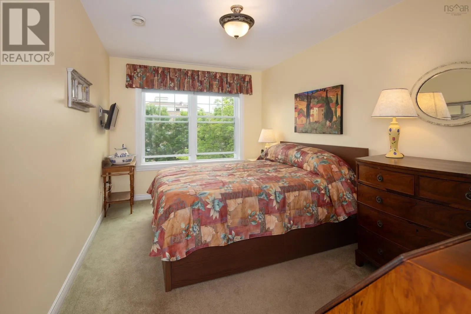 4 Arthur Lismer Court