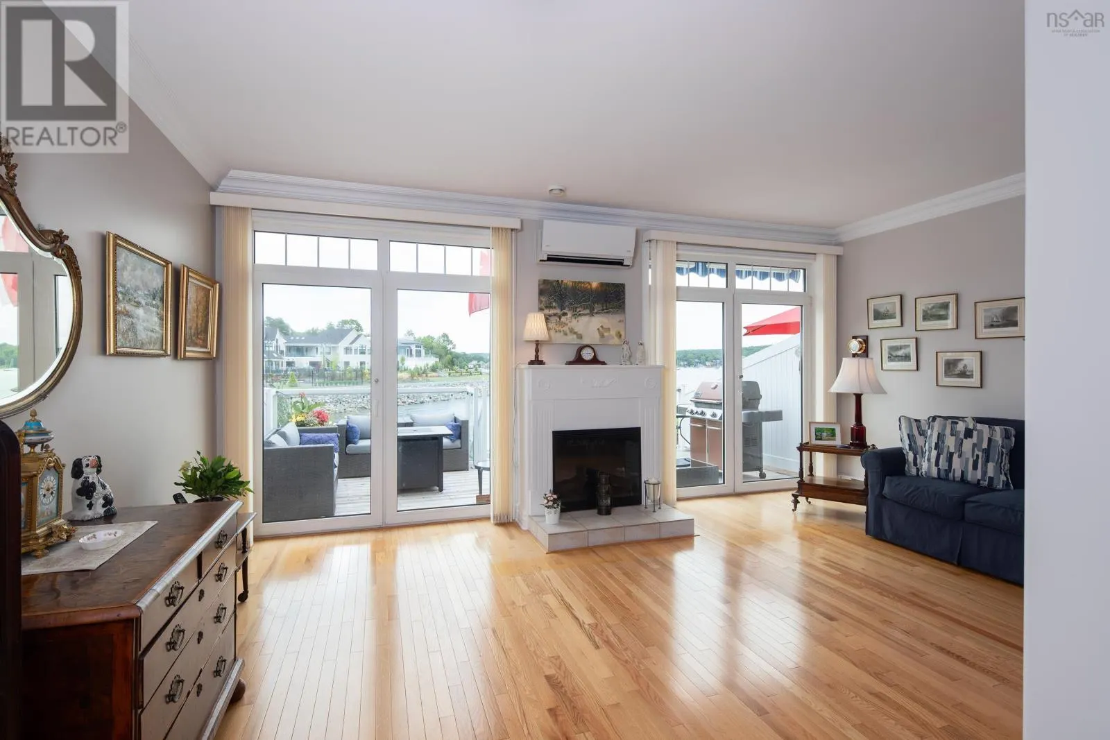 4 Arthur Lismer Court