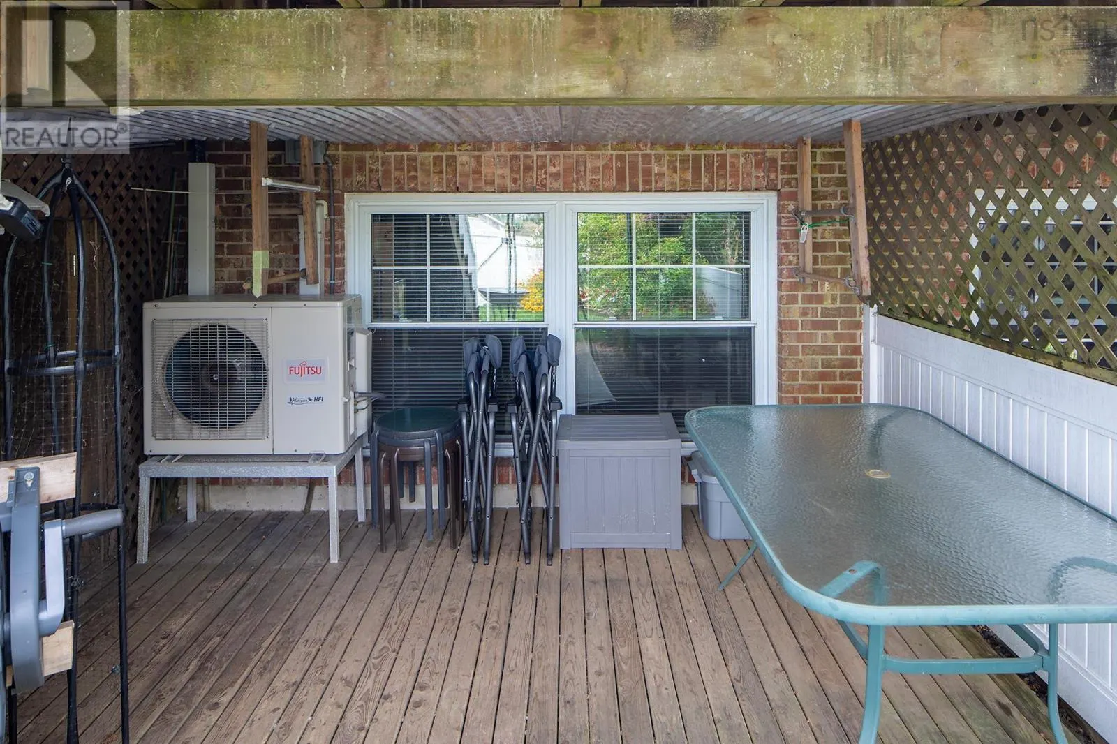 4 Arthur Lismer Court