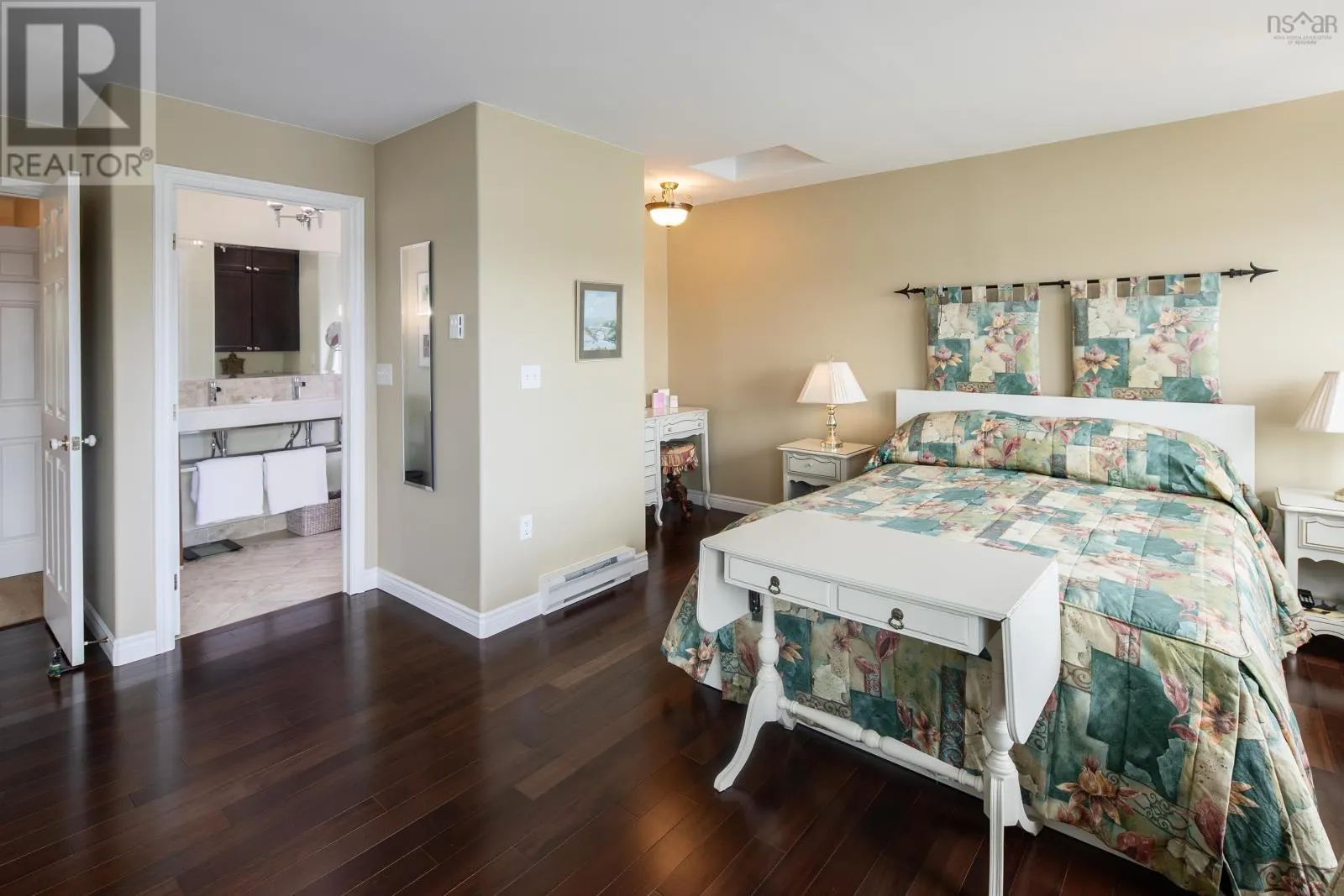 4 Arthur Lismer Court