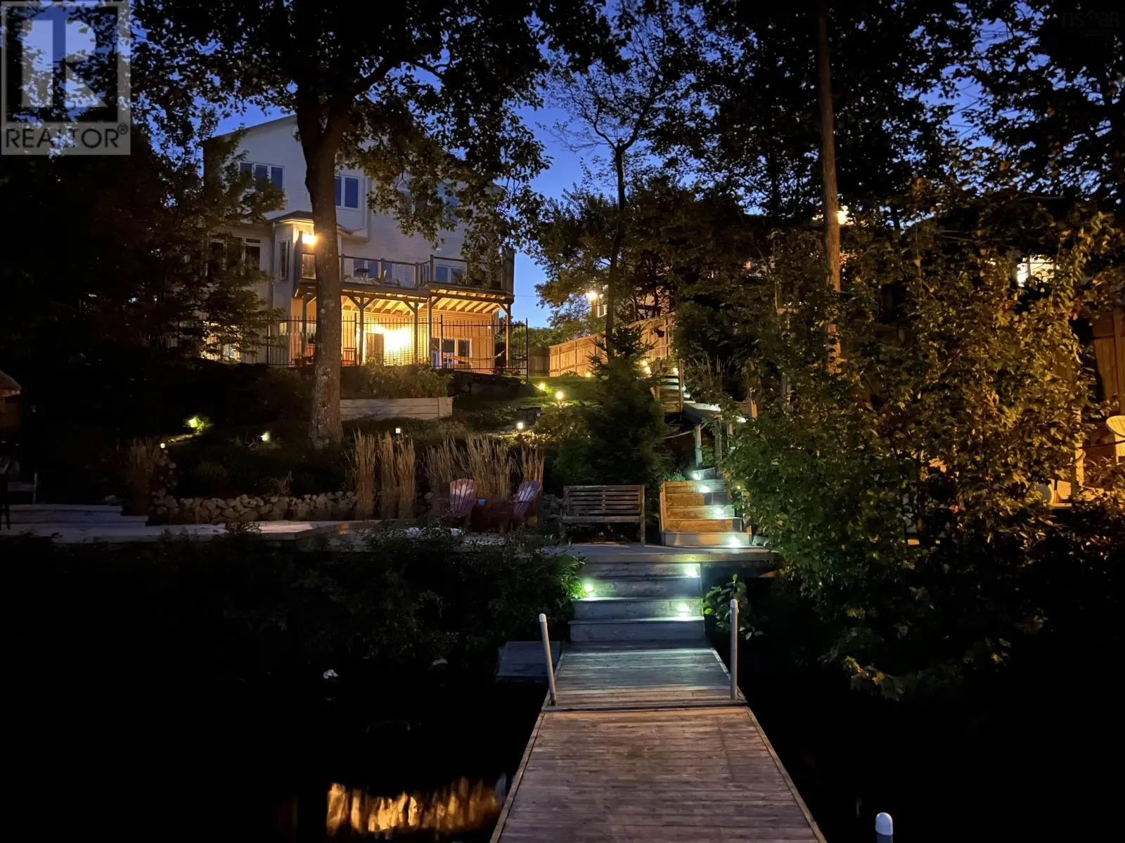 73 Lakeshore Park Terrace