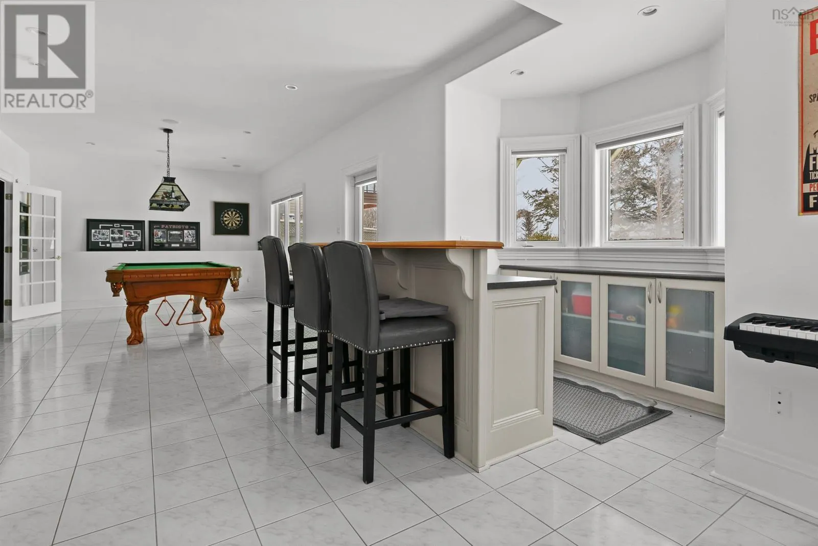 73 Lakeshore Park Terrace