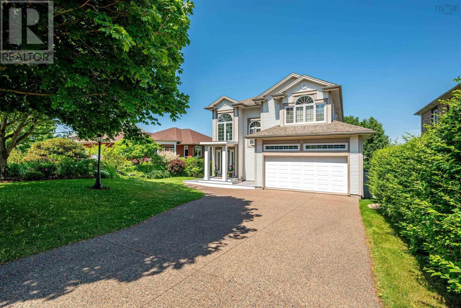 73 Lakeshore Park Terrace