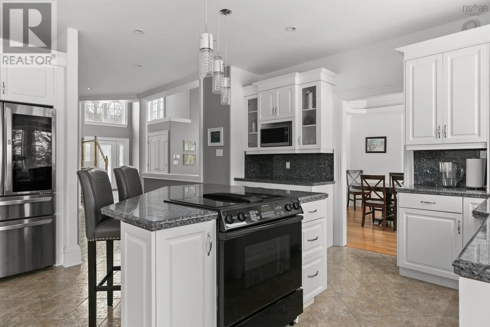 73 Lakeshore Park Terrace