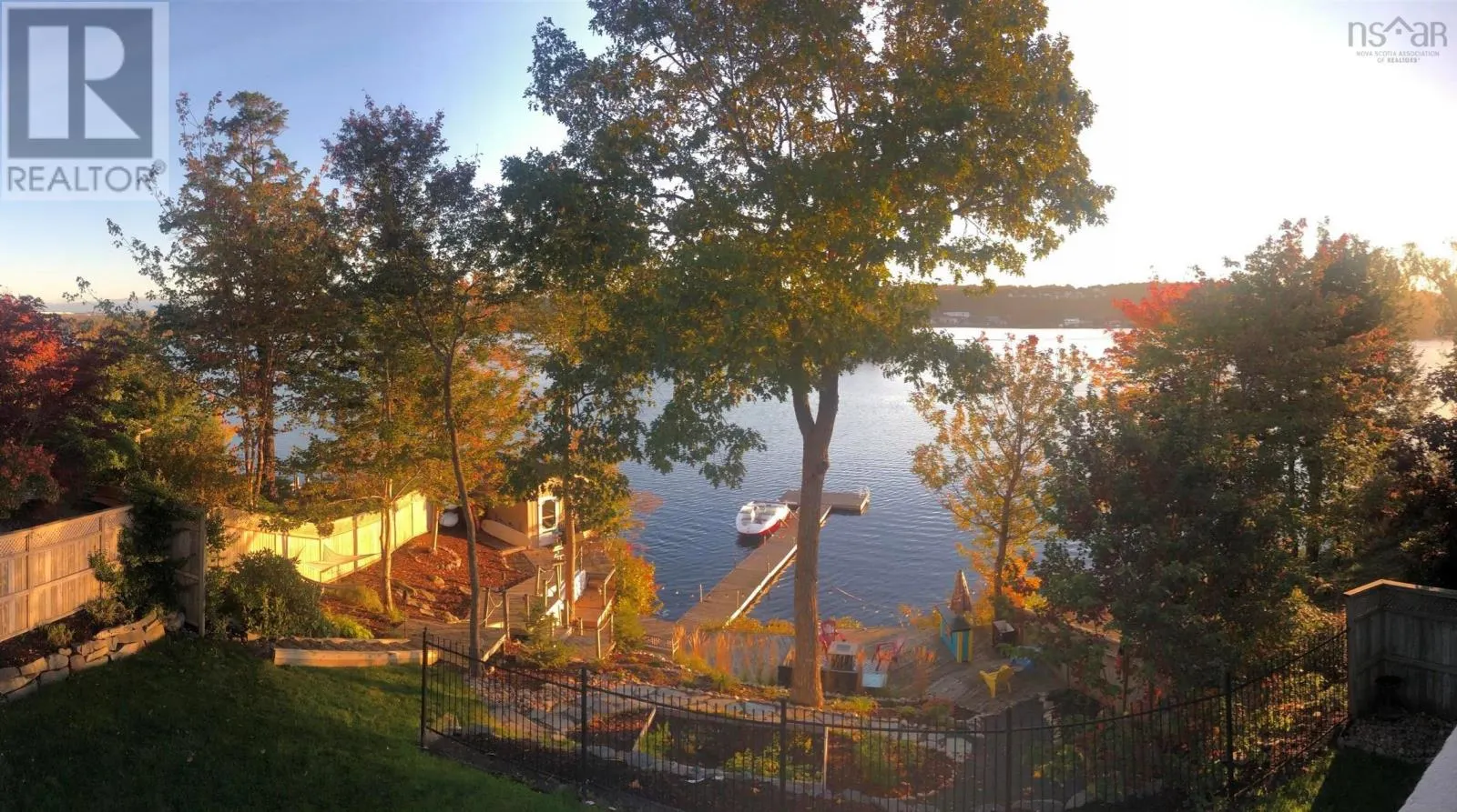 73 Lakeshore Park Terrace