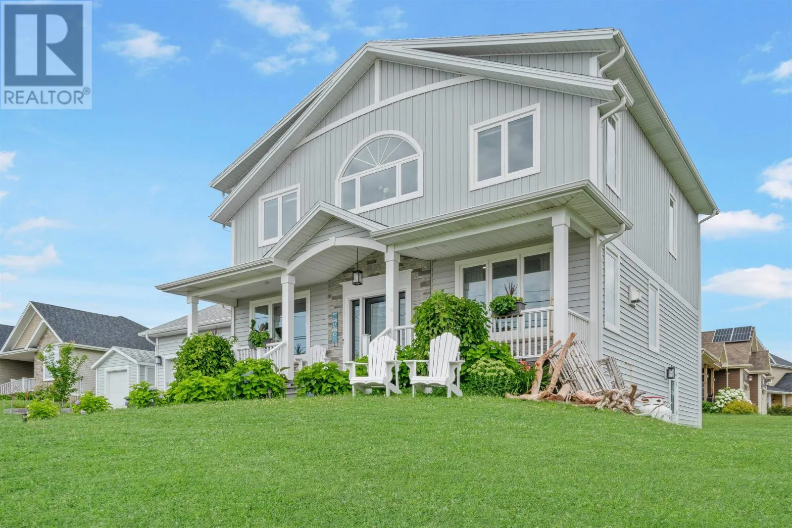 2 Stonington Boulevard