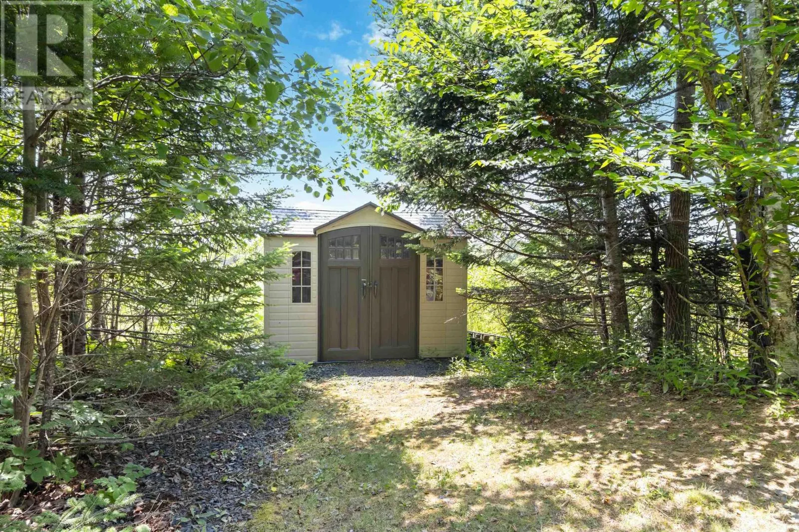 18 Gleneagles Drive