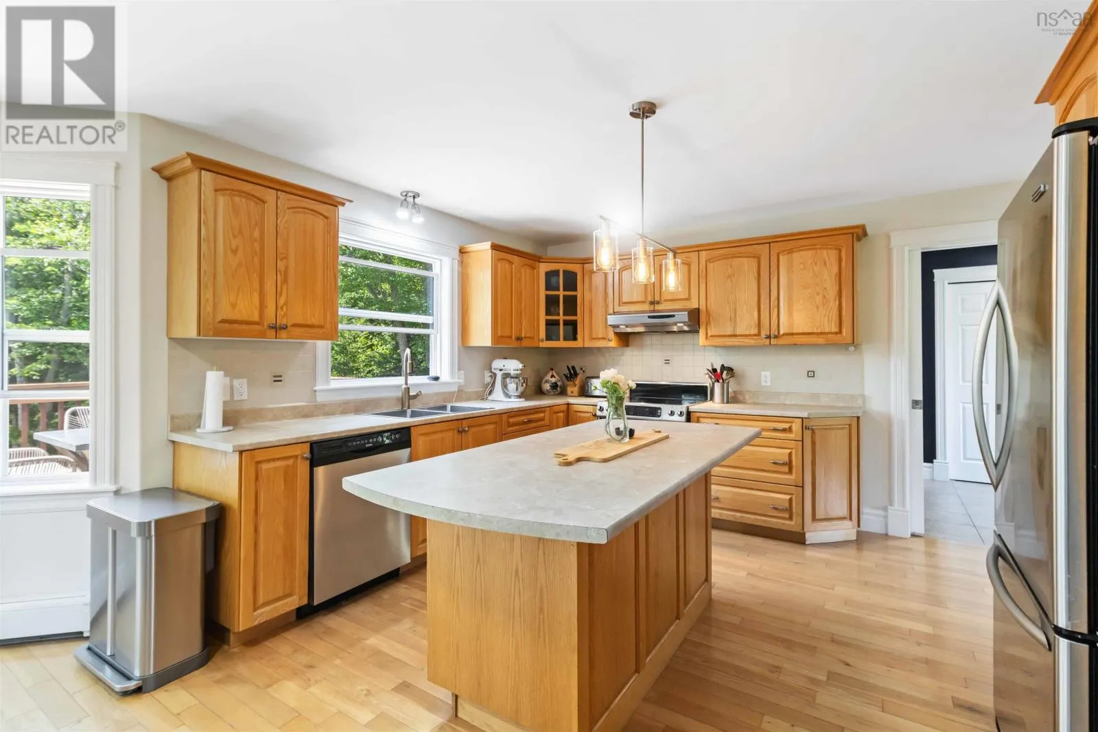 18 Gleneagles Drive
