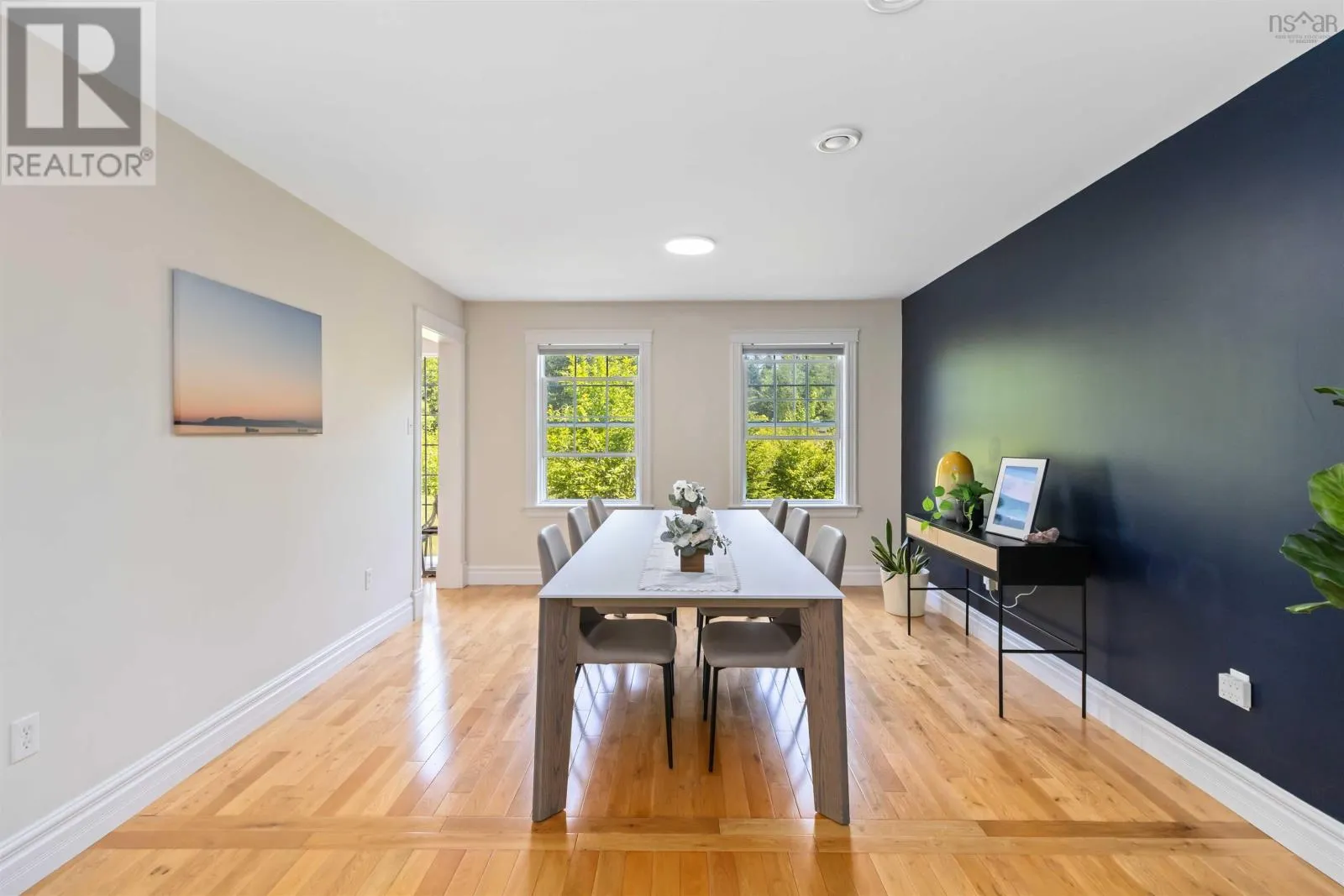 18 Gleneagles Drive