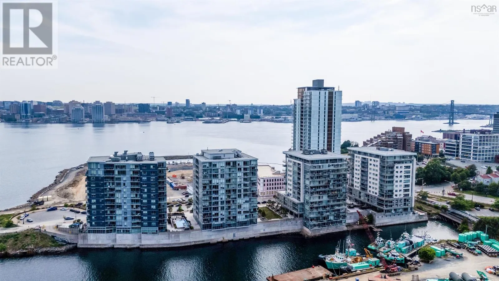1203 31 Kings Wharf Place