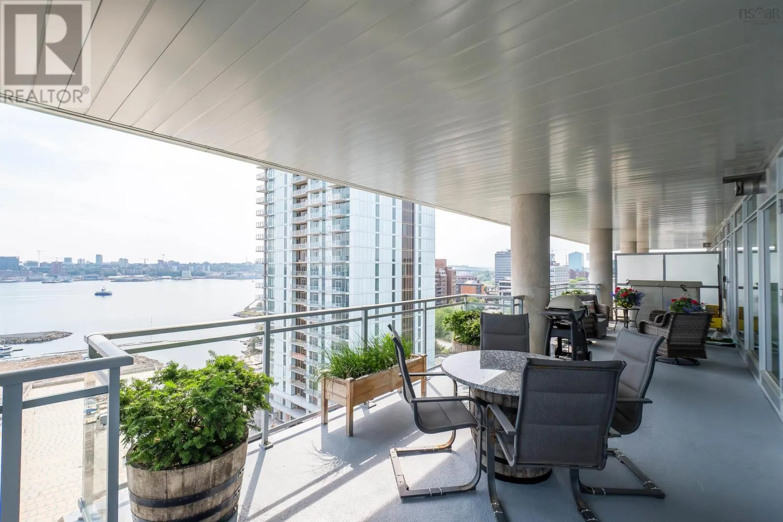 1203 31 Kings Wharf Place