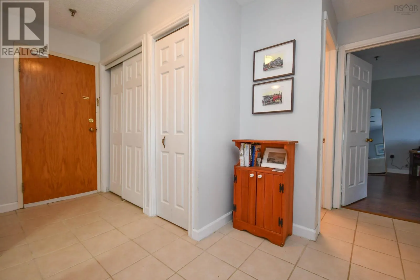 307 118 Farnham Gate Road