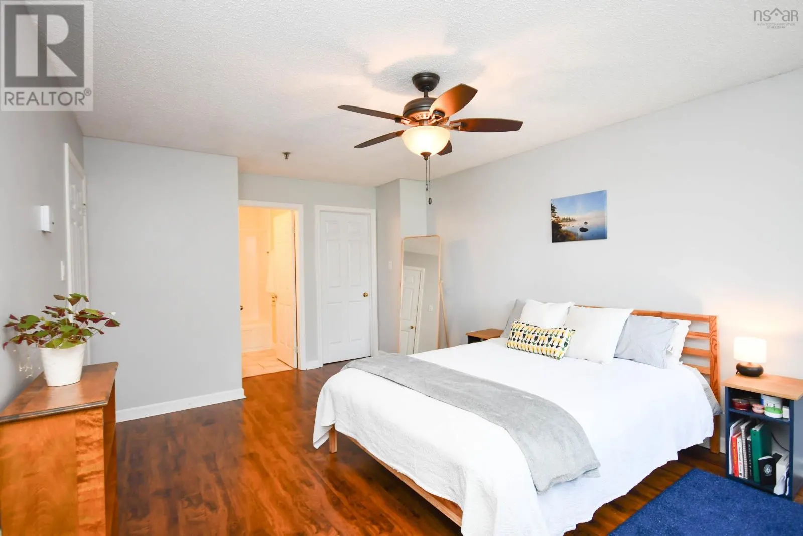 307 118 Farnham Gate Road