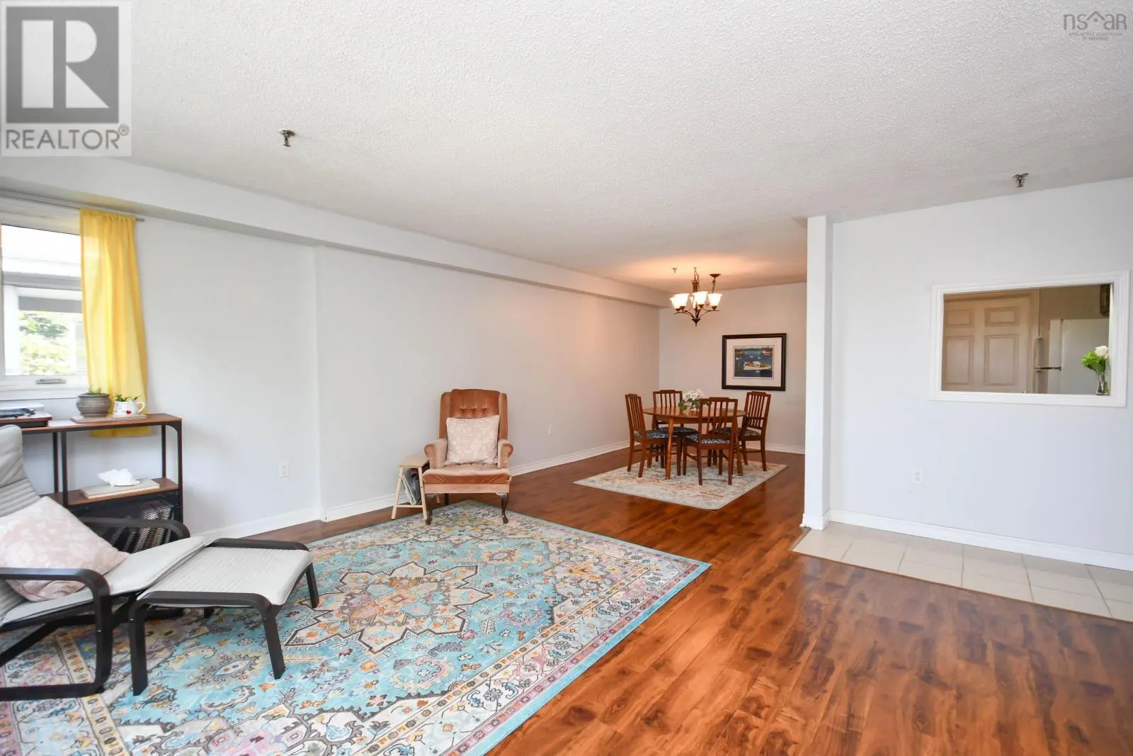 307 118 Farnham Gate Road
