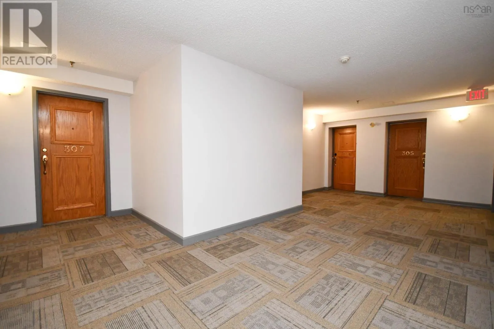 307 118 Farnham Gate Road