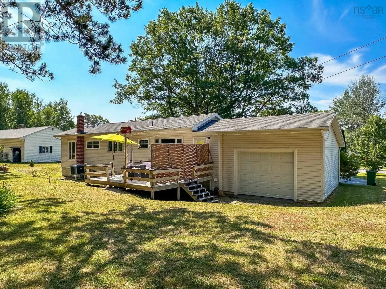 389 Pine Ridge Avenue