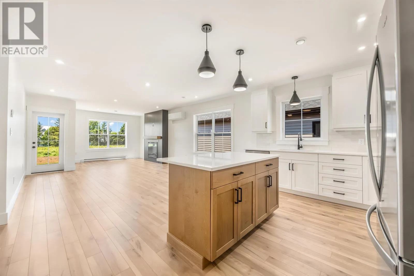 32 Reddin Heights