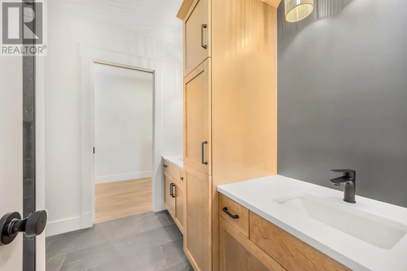 32 Reddin Heights